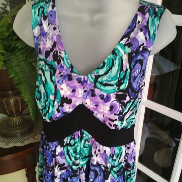 Beautiful New Directions Dress - Picture 2 of 6